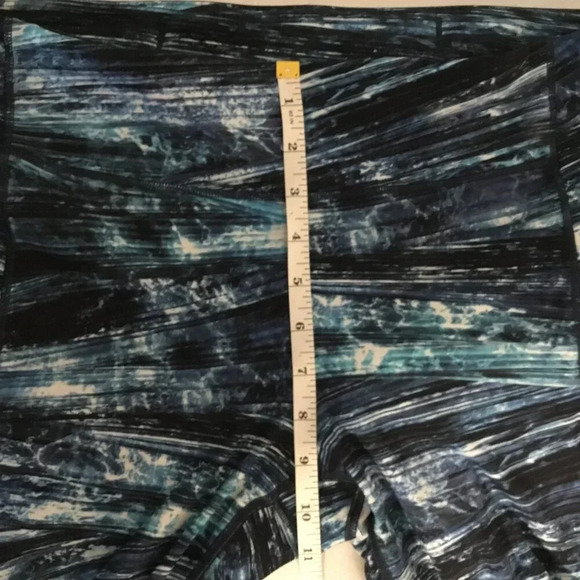 Lululemon Speed Up Crop leggings Shorelines Multi Blue lightweight  SZ 12 - Picture 7 of 16